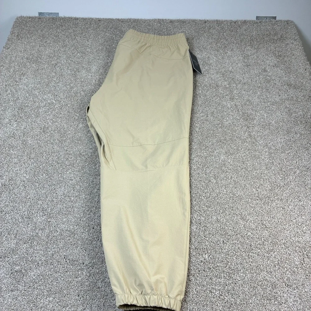 NWT VRST Mens XX‎ Large Tan Nylon Spandex Jogger Pants Athletic Trackwear Casual